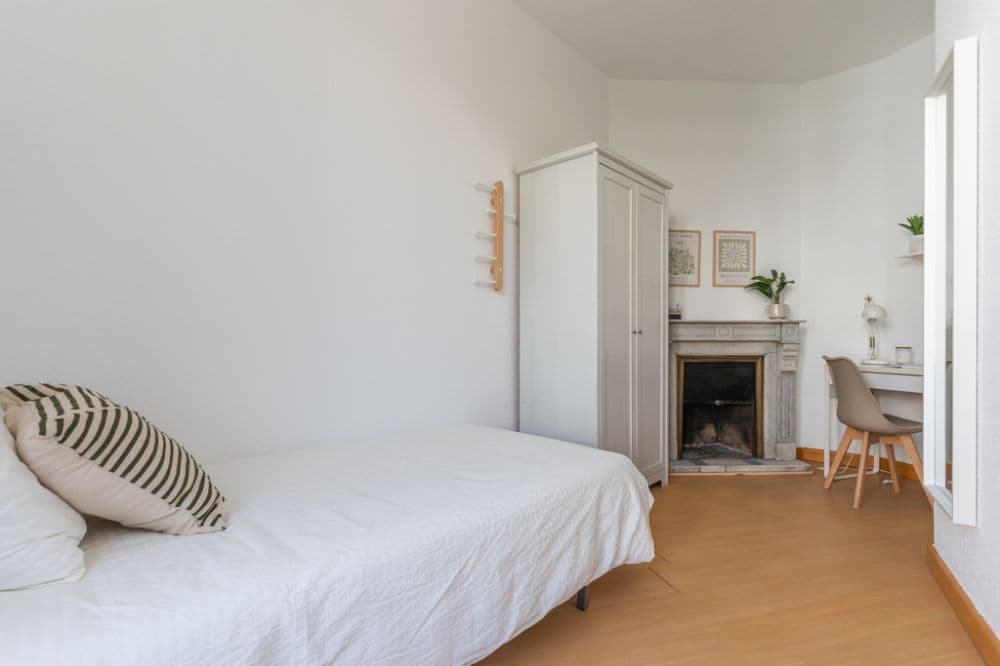 Private room in Madrid photo 5