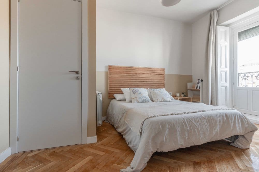 Private room in Madrid photo 3
