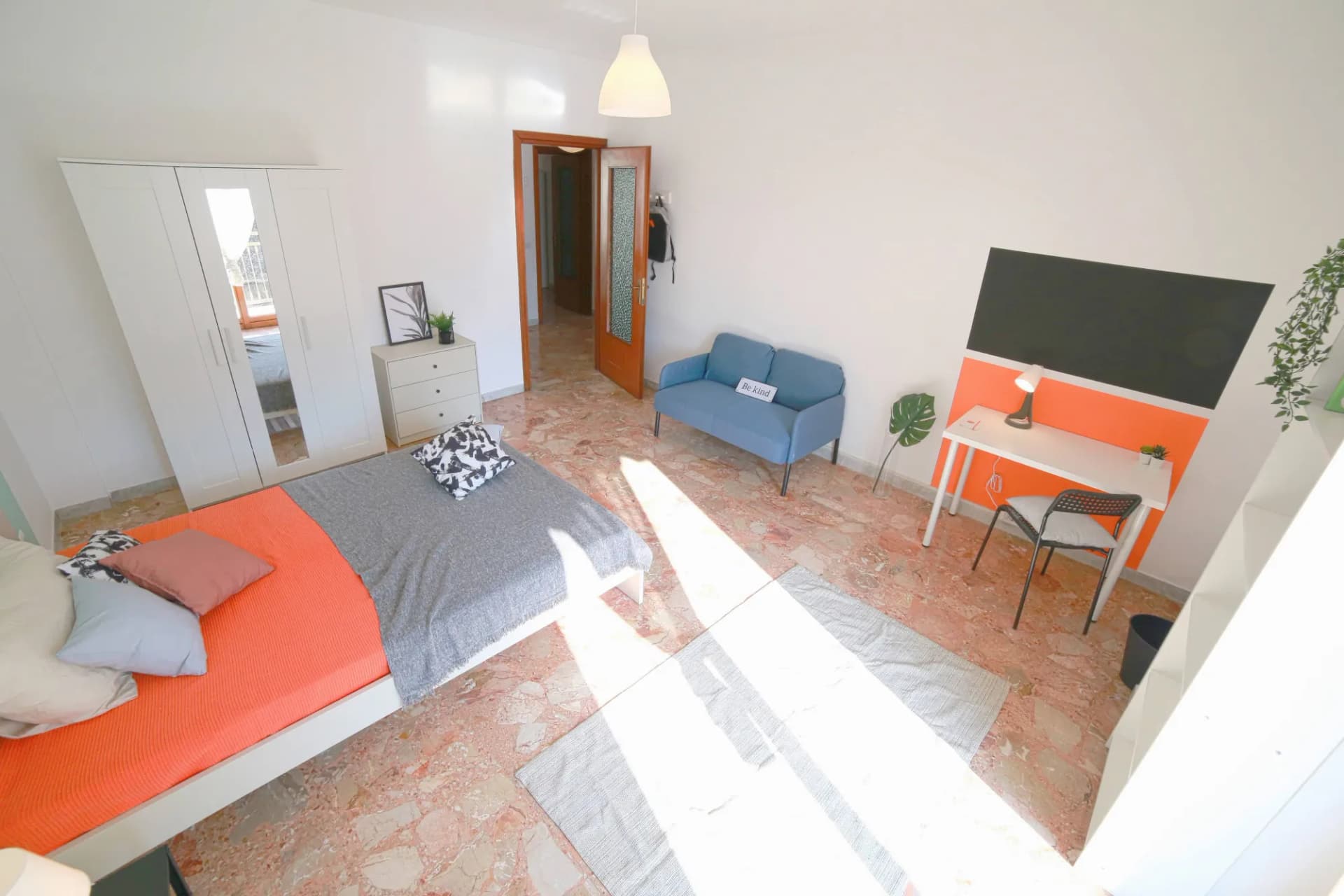 Habitación privada en Lecco photo 3