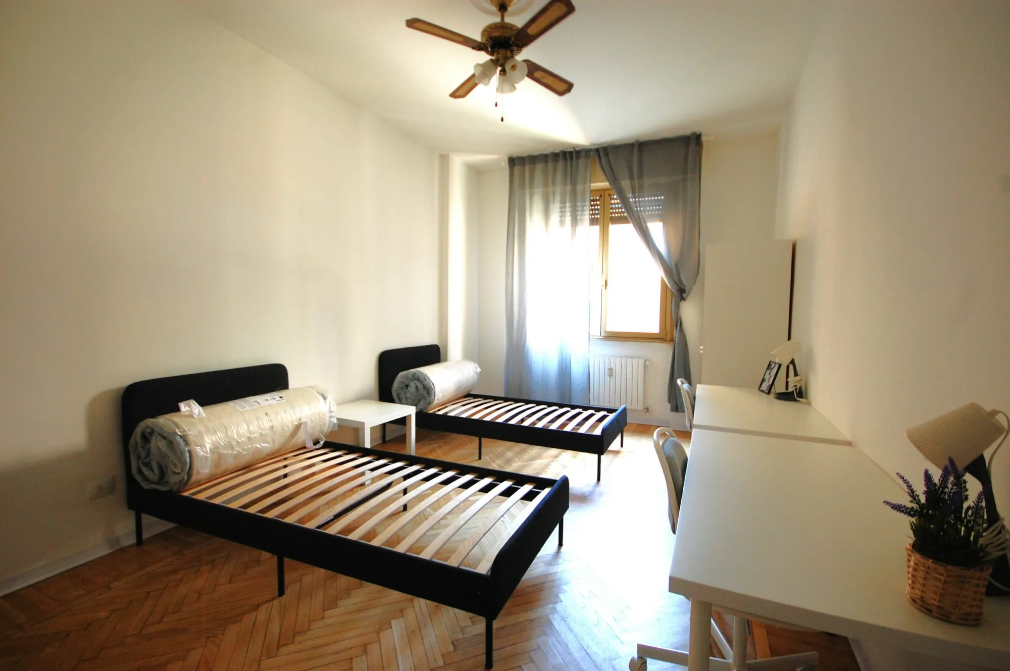 Posto 1 in Shared room in Milan